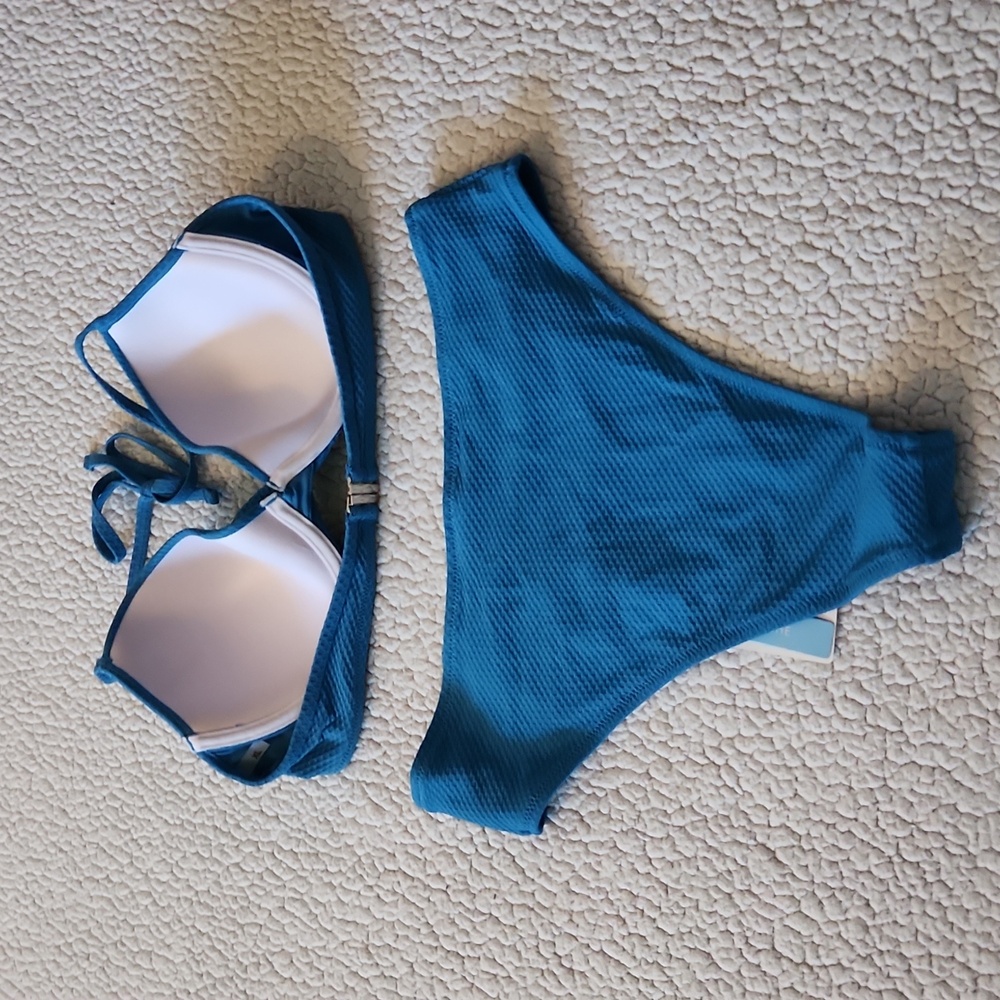 NWT Cupshe Highwaisted Crisscross Halter Bikini Set Resortwear Nautical - Picture 6 of 14